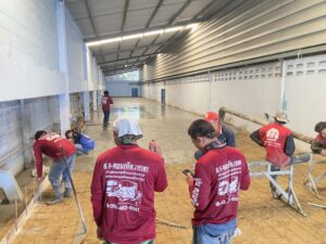 เทพื้นคอนกรีตบางเสาธง