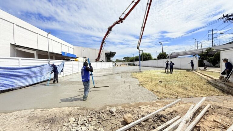 รับเทพื้นปูนกรุงเทพ